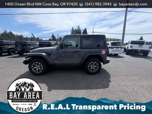 Used 2023 Jeep Wrangler Sport AWD/4WD image 8