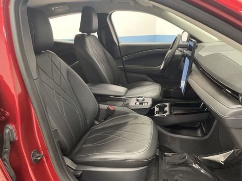 Used 2024 Ford Mustang Mach-E Select image 28