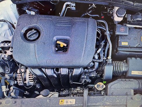 Used 2025 Kia Soul LX w/ LX Technology Package image 7