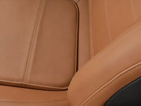 Used 2023 Mercedes-Benz C 300 Sedan image 26