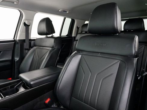 Used 2025 Hyundai Santa Fe XRT image 10