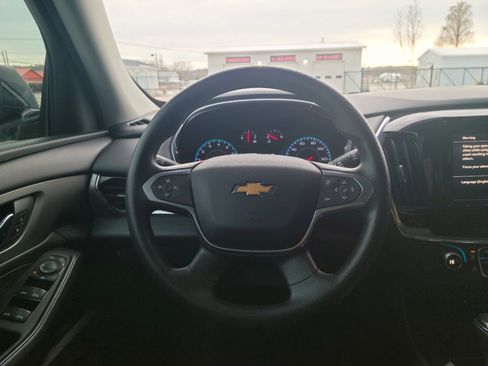 Used 2020 Chevrolet Traverse LS w/ LPO, Black Accent Package image 10