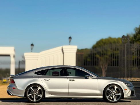 Used 2017 Audi RS 7 Prestige w/ Comfort Seating Package image 6