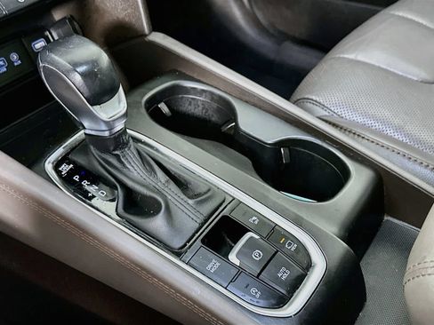 Used 2020 Hyundai Santa Fe Limited FWD image 22