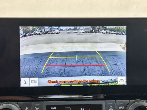 Used 2024 Toyota Grand Highlander AWD image 20