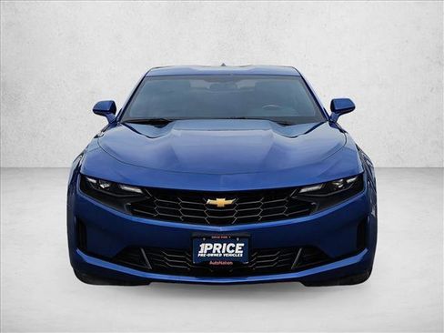 Used 2019 Chevrolet Camaro LT image 2