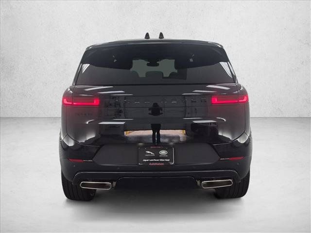 New 2027 Land Rover Range Rover Sport SE AWD/4WD image 8