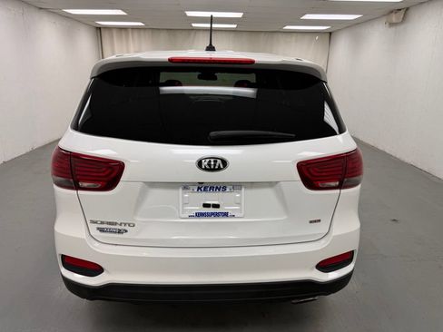 Used 2020 Kia Sorento L FWD image 4