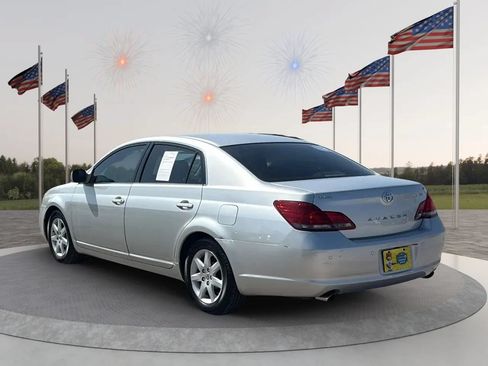 Used 2008 Toyota Avalon Touring FWD image 5