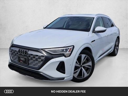 Used 2024 Audi Q8 e-tron Premium Plus w/ Premium Plus Package AWD/4WD image 1