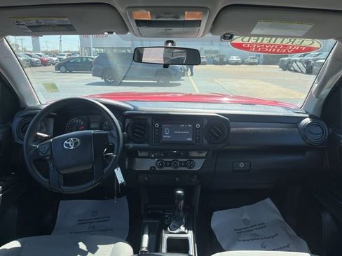 Used 2017 Toyota Tacoma SR w/ SR Convenience Package image 8