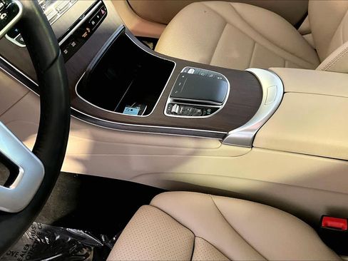 Certified 2022 Mercedes-Benz GLC 300 4MATIC image 17