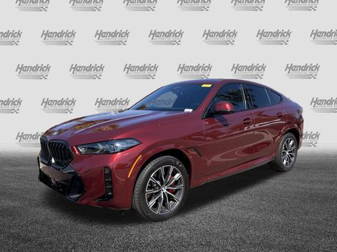 Certified 2025 BMW X6 xDrive40i w/ Executive Package image 5