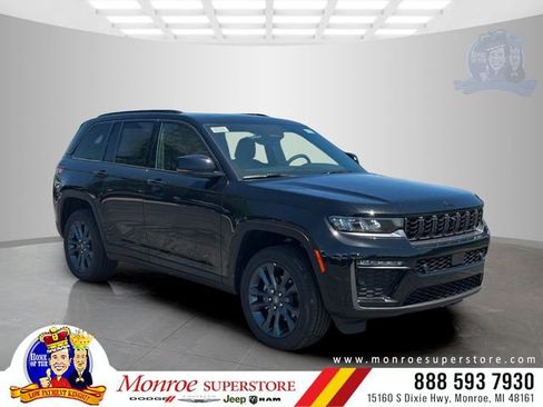 New 2026 Jeep Grand Cherokee Limited AWD/4WD image 1
