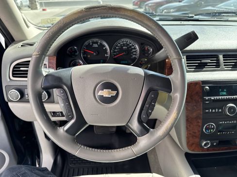 Used 2008 Chevrolet Silverado 2500 LTZ w/ Suspension Package, Off-Road image 17