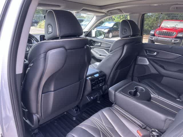 Certified 2026 Acura MDX w/ Advance Package AWD/4WD image 24