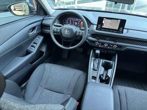Used 2025 Honda Accord LX image 19
