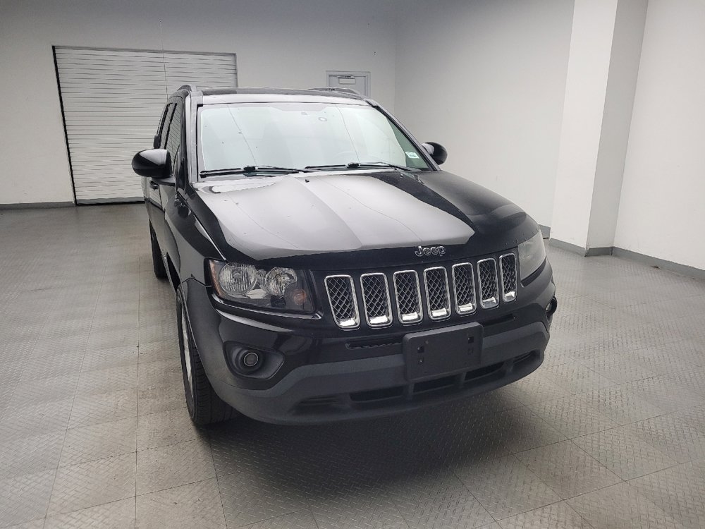 Used 2015 Jeep Compass Latitude AWD/4WD image 14