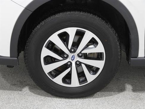 Used 2021 Subaru Outback Premium image 21