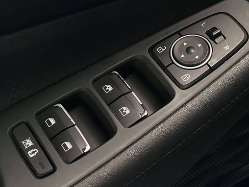 Used 2019 Hyundai Santa Fe SEL FWD image 27
