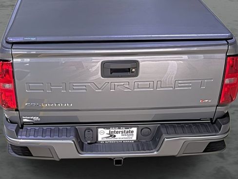 Used 2022 Chevrolet Colorado LT w/ LT Convenience Package image 11