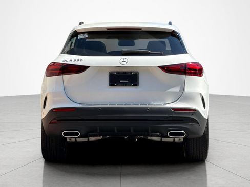 New 2026 Mercedes-Benz GLA 250 image 4