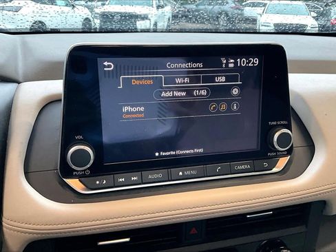 Used 2025 Nissan Rogue SV AWD/4WD image 29