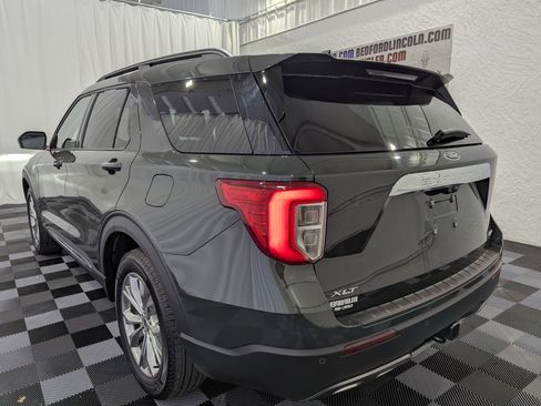 Used 2024 Ford Explorer XLT w/ Equipment Group 202A AWD/4WD image 11
