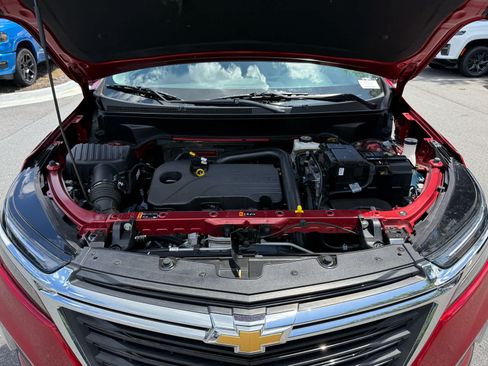 Used 2024 Chevrolet Equinox LT FWD image 29