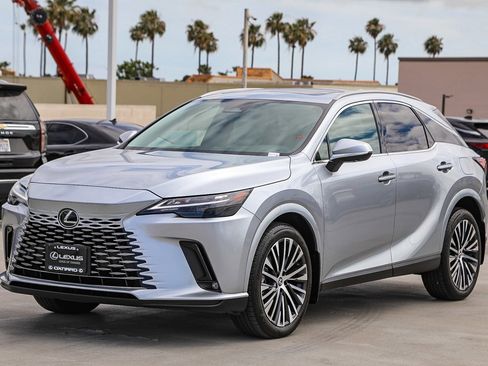 Used 2023 Lexus RX 350 Premium Plus w/ Cold Area Package FWD image 3