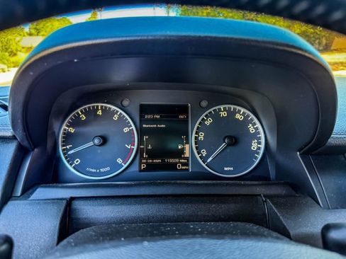 Used 2016 Land Rover LR4 HSE image 26