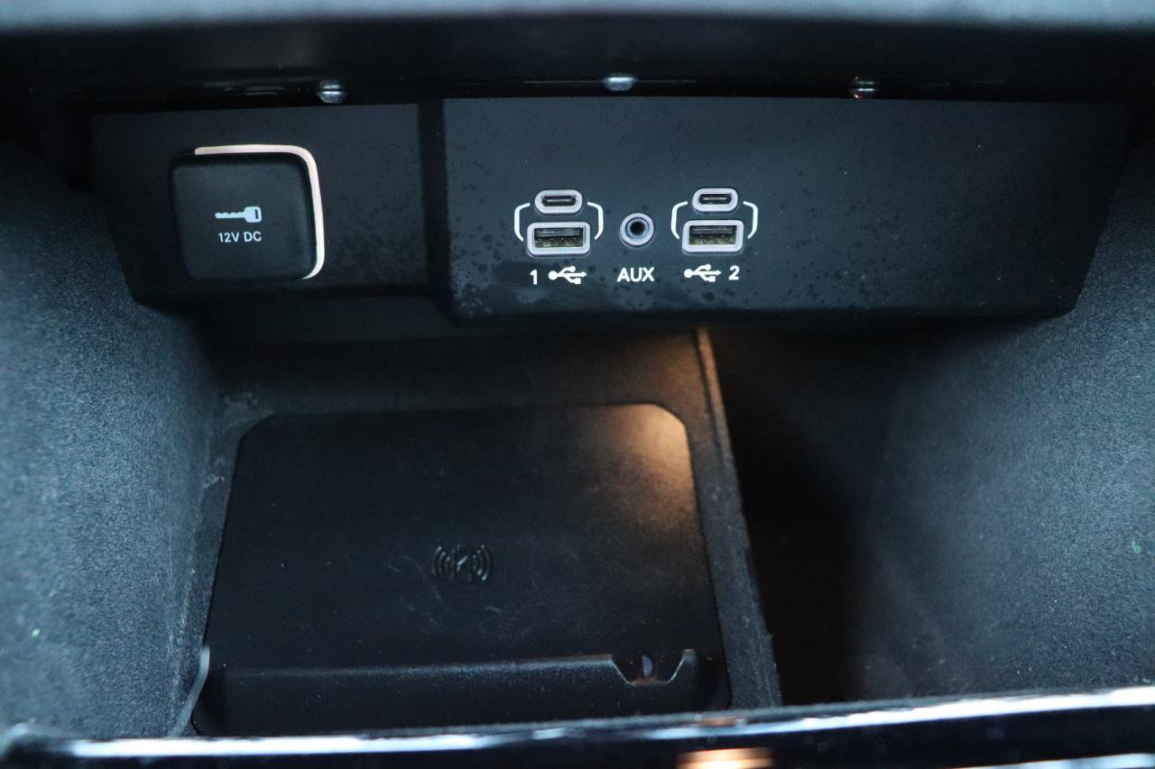 Used 2024 Jeep Wagoneer L Series III w/ Flexible Seating Group AWD/4WD image 41