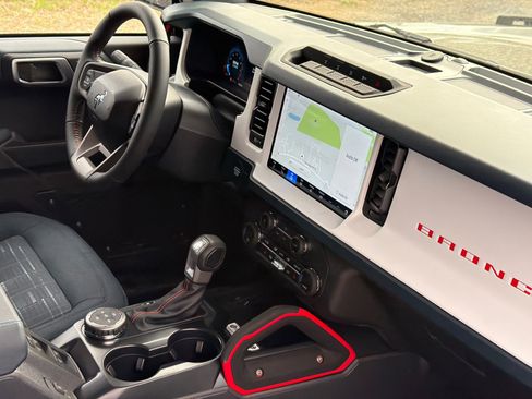 New 2026 Ford Bronco Heritage Edition AWD/4WD image 10