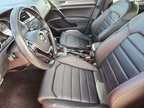 Used 2019 Volkswagen Golf Alltrack SEL image 9