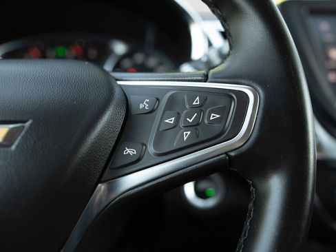 Used 2024 Chevrolet Equinox LT AWD/4WD image 7