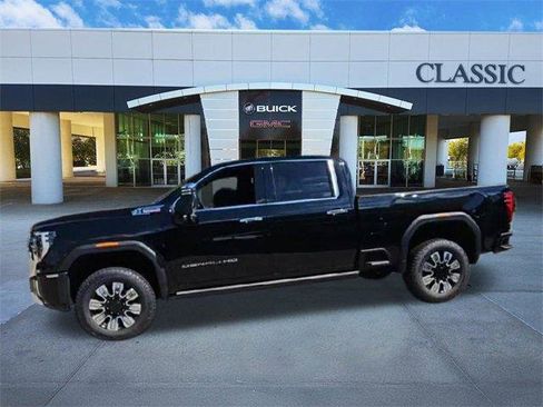 New 2026 GMC Sierra 2500 Denali w/ Denali Reserve Package image 4
