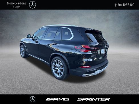 Used 2024 BMW X5 sDrive40i w/ Executive Package image 4