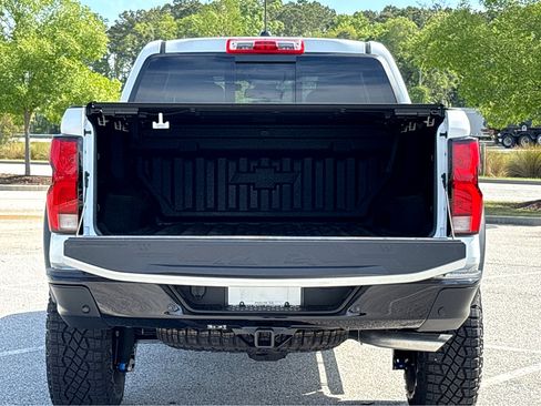 Used 2026 Chevrolet Colorado ZR2 image 21