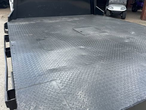 Used 2018 GMC Sierra 3500 4x4 Crew Cab w/ Sierra Convenience Package image 11