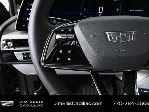 New 2026 Cadillac Lyriq Luxury image 9