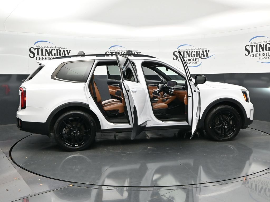 Used 2023 Kia Telluride SX X-Line AWD/4WD image 36