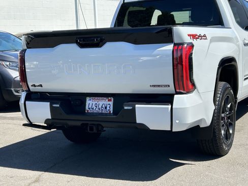 Used 2025 Toyota Tundra Platinum image 4