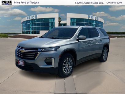 Used 2023 Chevrolet Traverse LT