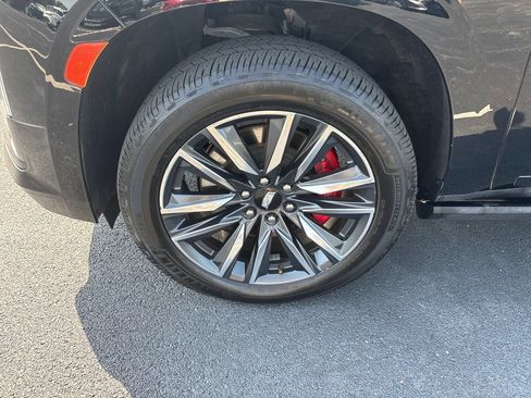 Used 2022 Cadillac Escalade Sport Platinum AWD/4WD image 9