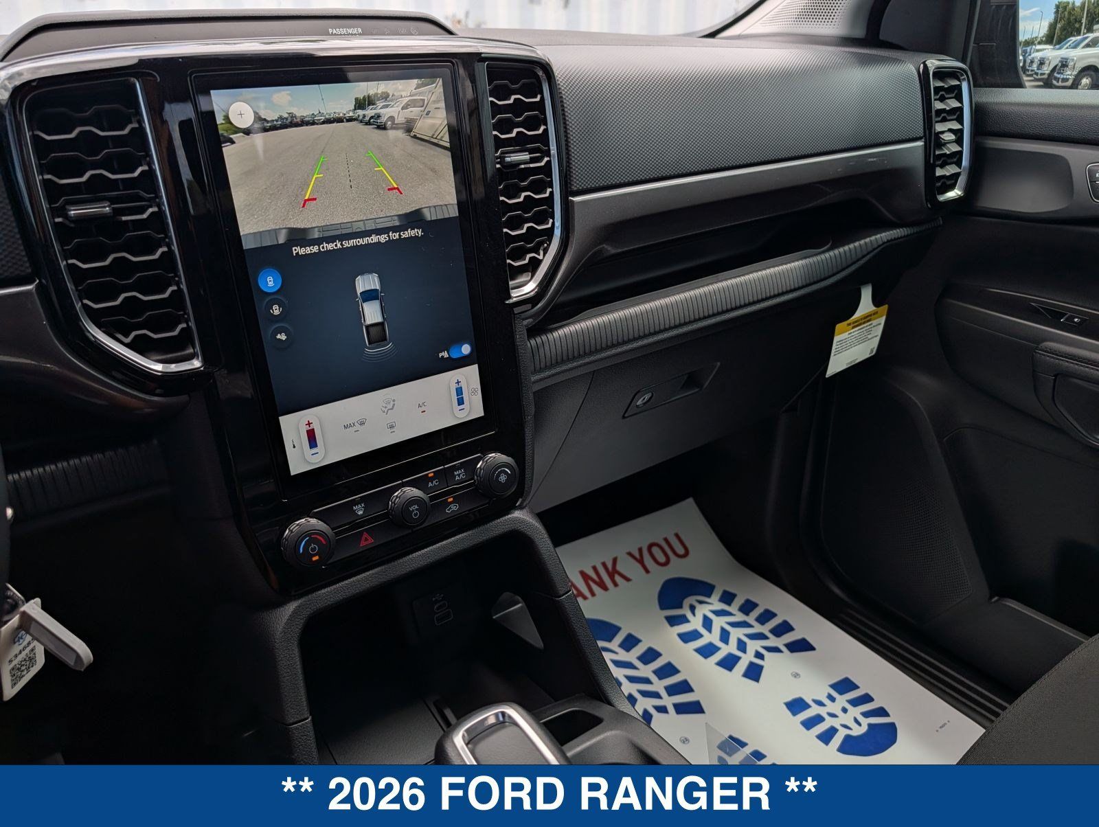 New 2026 Ford Ranger XLT w/ Black Appearance Package RWD image 32