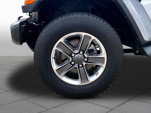 Used 2020 Jeep Wrangler Unlimited Sahara AWD/4WD image 10