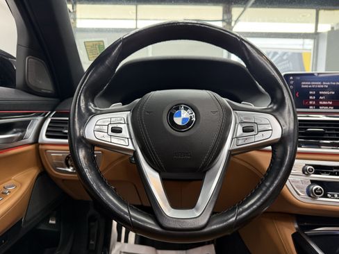 Used 2019 BMW 750i xDrive image 15