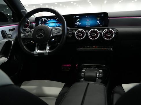 Used 2021 Mercedes-Benz A 35 AMG 4MATIC image 17