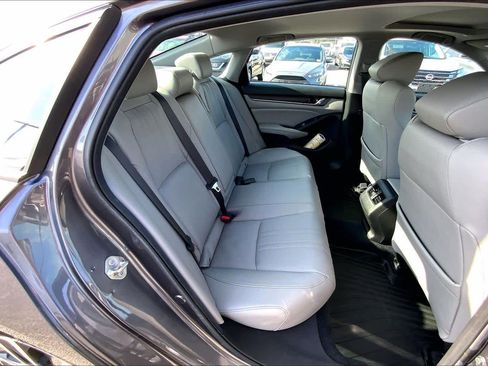 Used 2019 Honda Accord Touring image 20