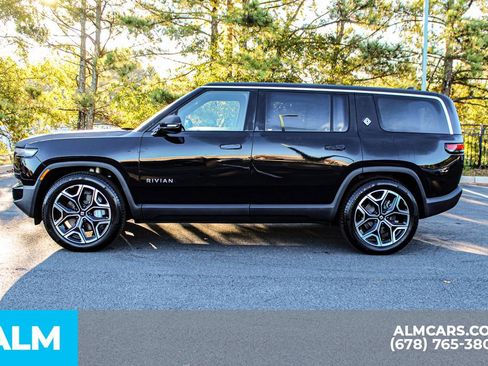 Used 2025 Rivian R1S Adventure image 7